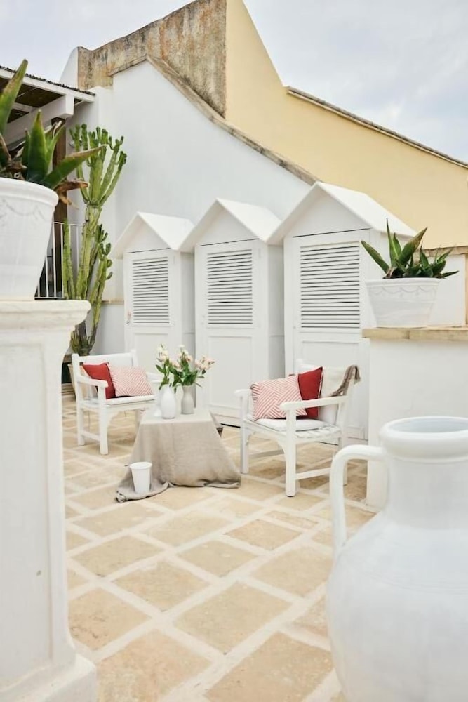 Palazzo Mosco Inn 32/50