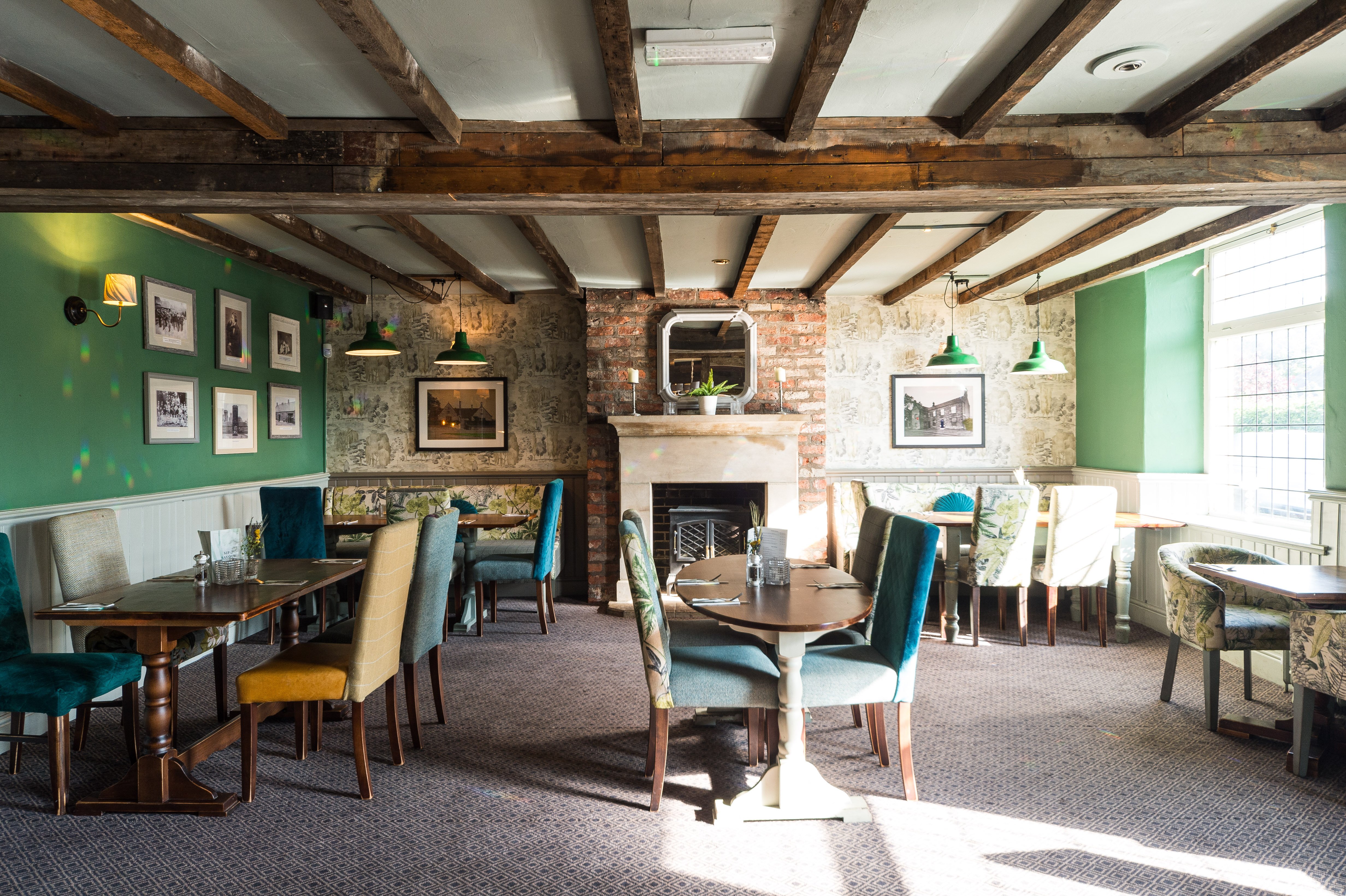 Ravensworth Arms Hotel 31/39