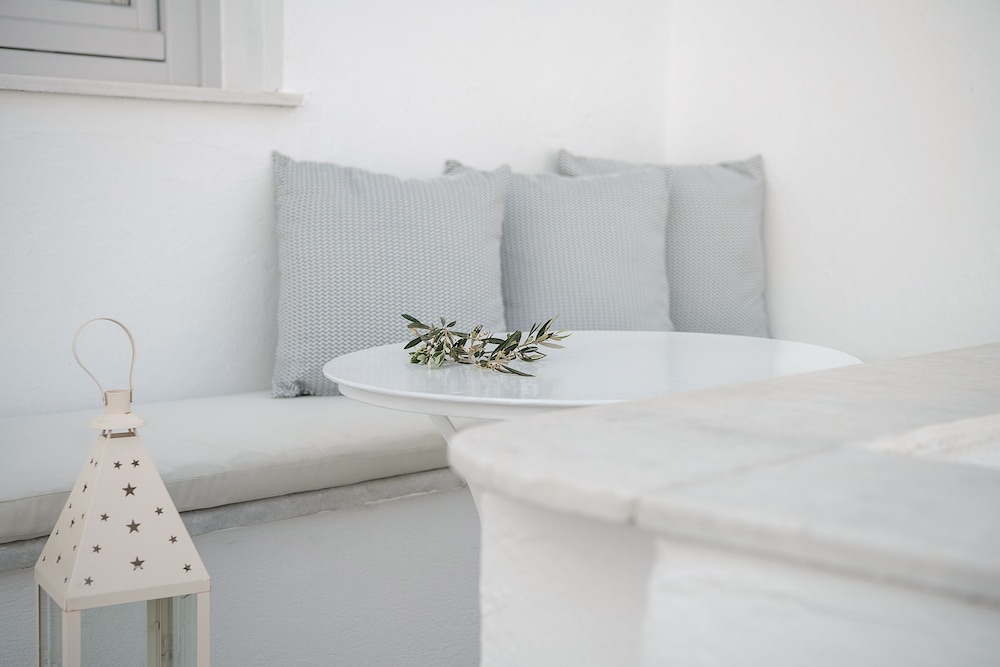 Veranda View 13/27