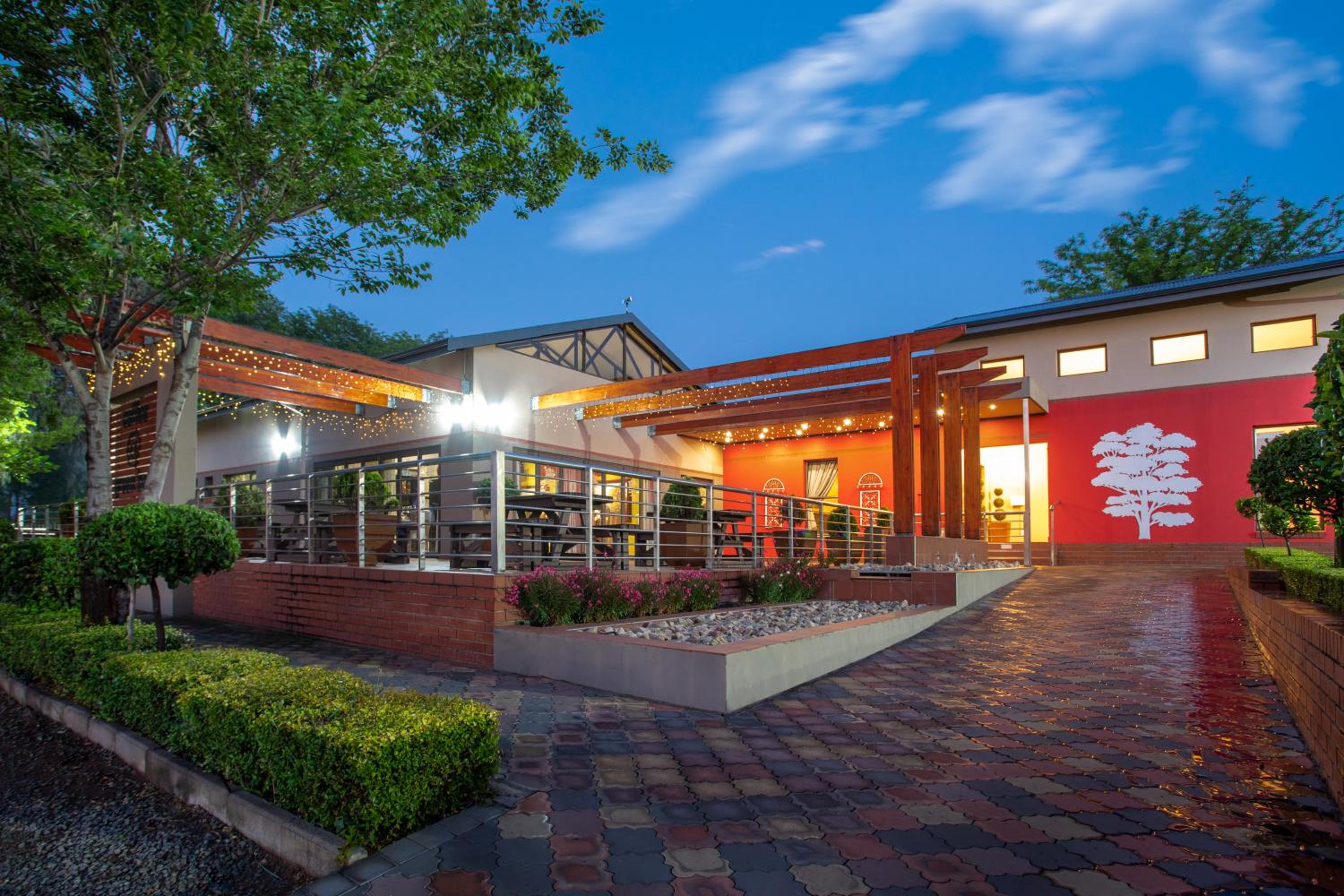 Bluegum Country Lodge 2/17