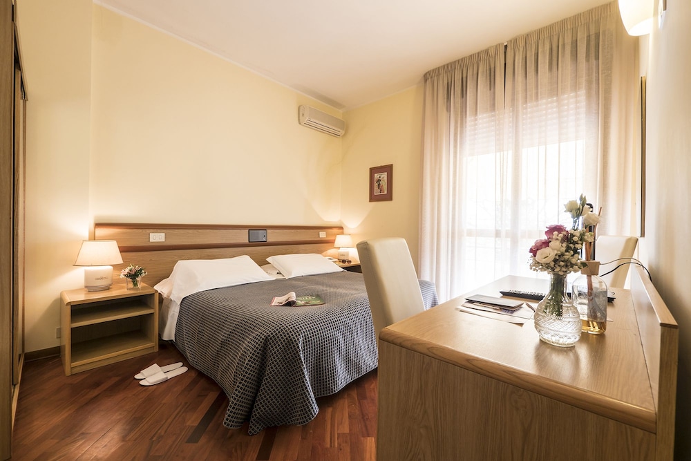 Vega Hotel Perugia 40/70