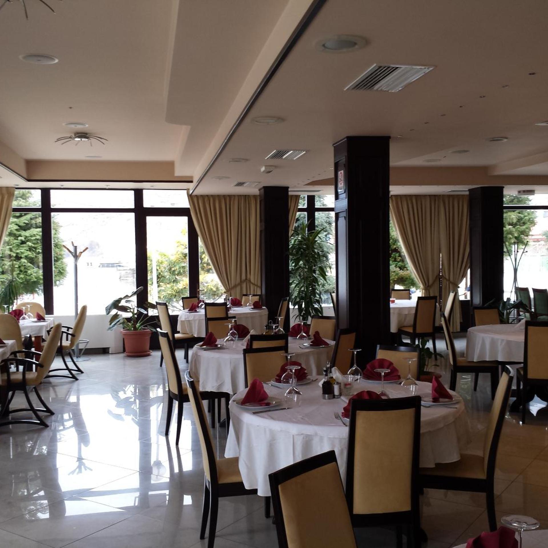 Hotel Millennium Pogradec 51/70