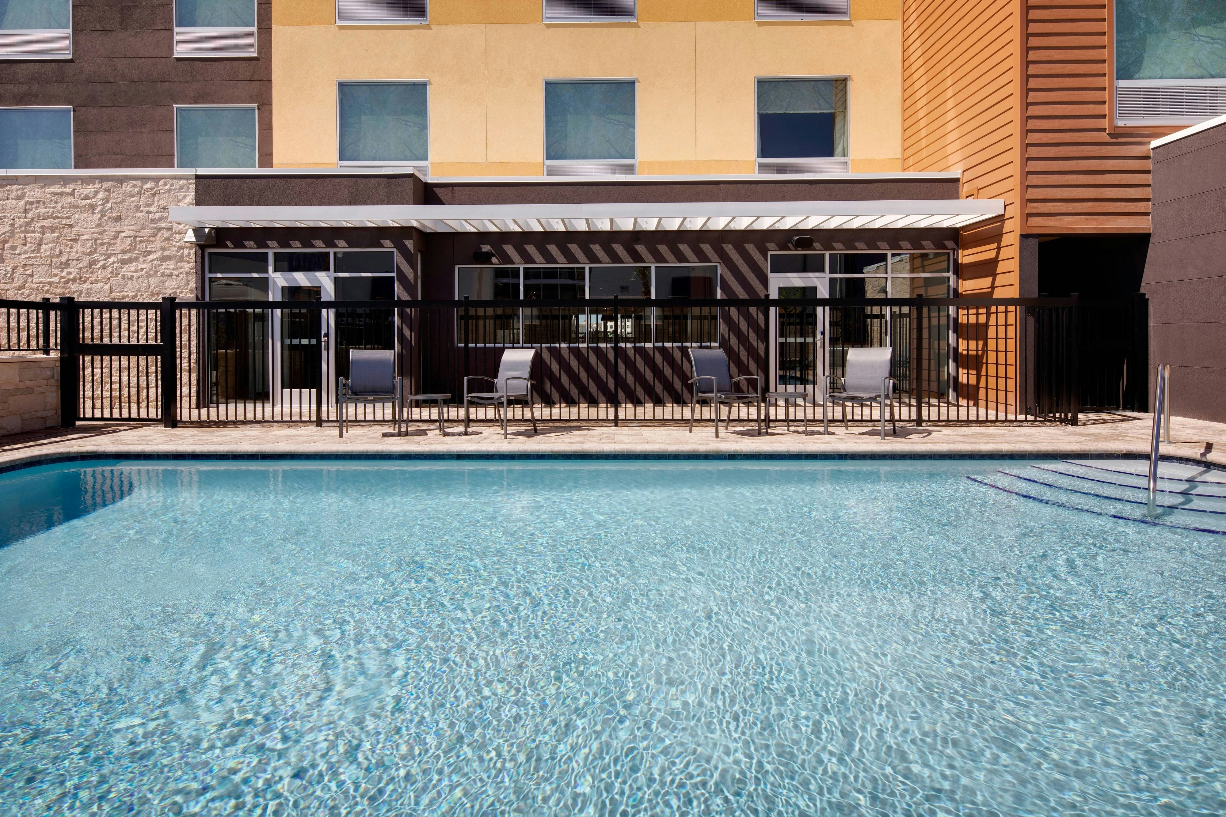 Fairfield Inn And Suites By Marriott Tampa Wesley Chapel 40/40