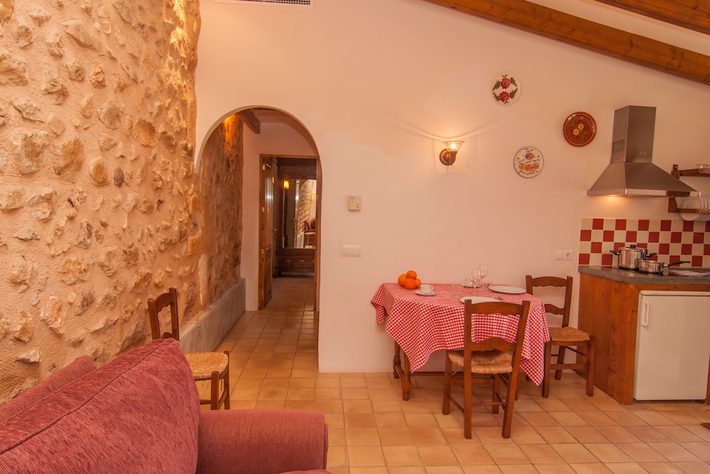 Finca Hotel Ses Cases Noves 28/50
