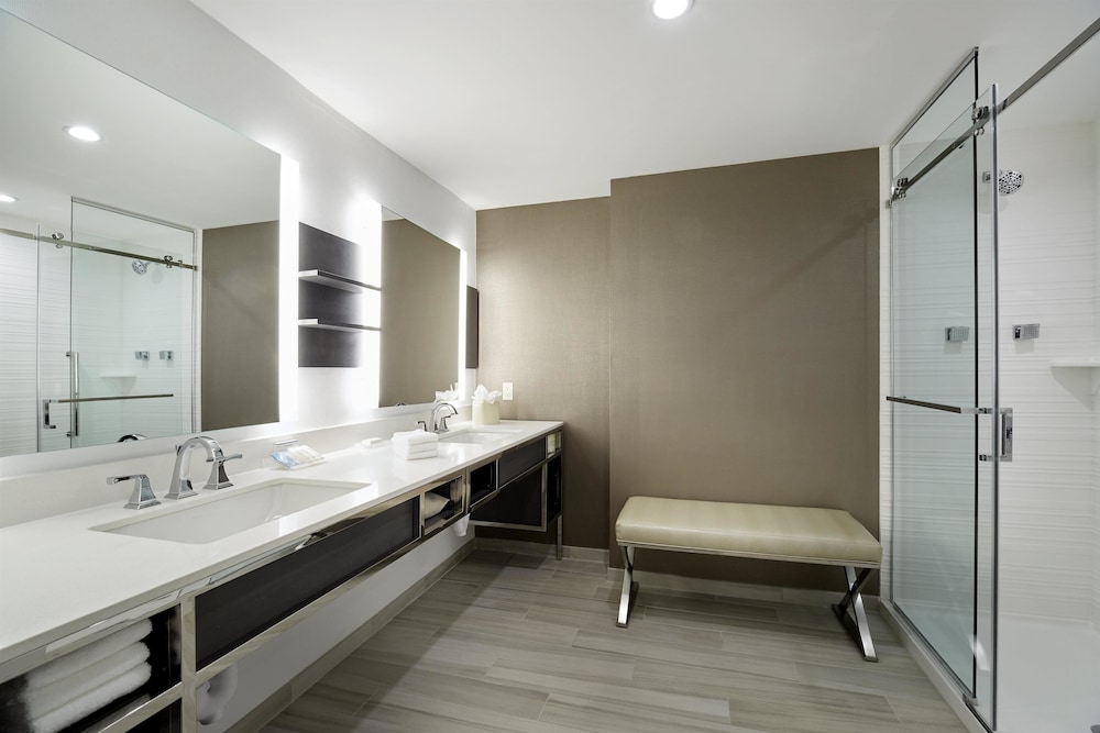 Hilton Garden Inn Roslyn 13/46
