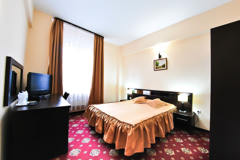 Magic Trivale Hotel 7/34