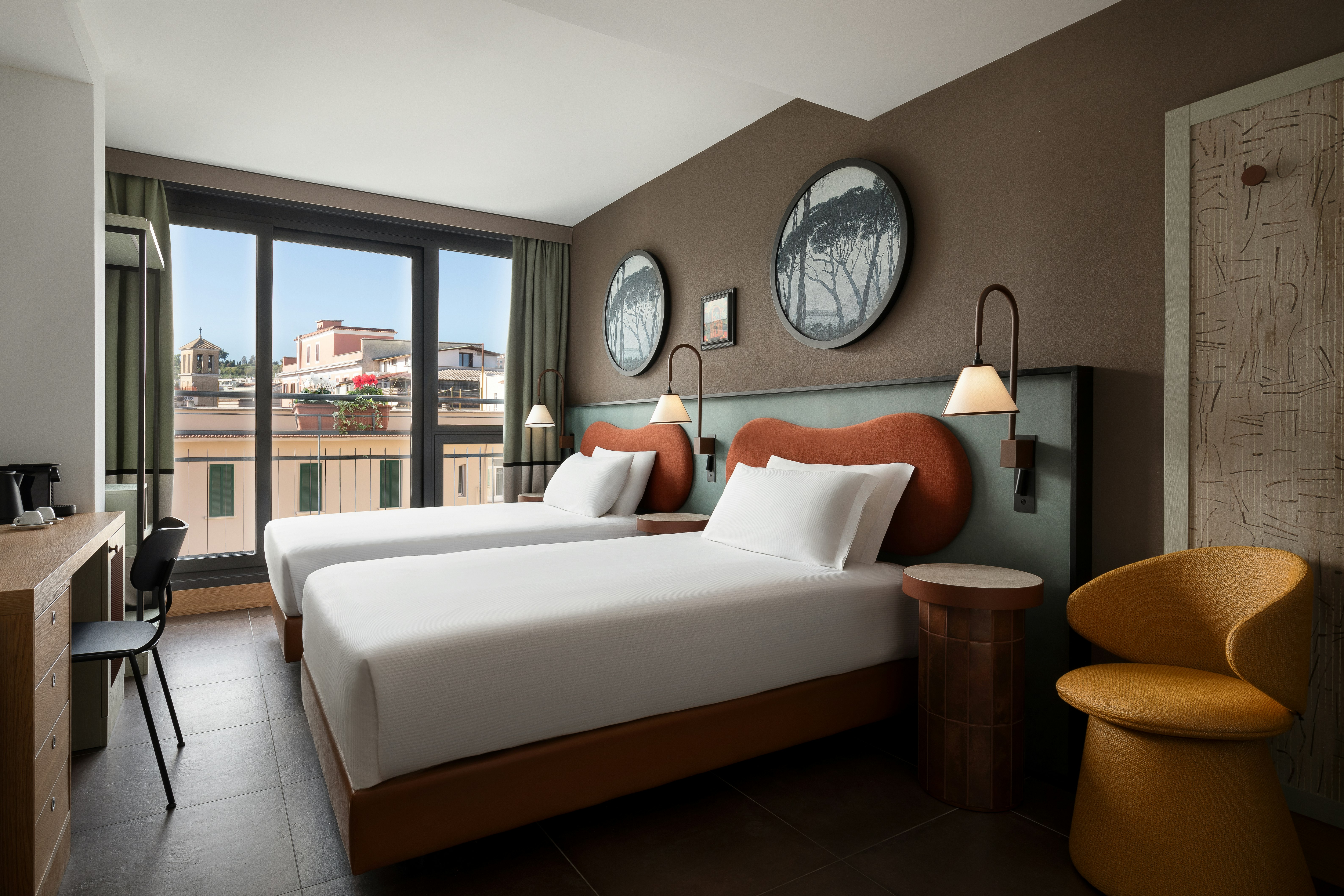 SUPERIOR, TWIN BEDS