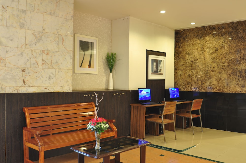 Flipper House Hotel Pattaya 27/48