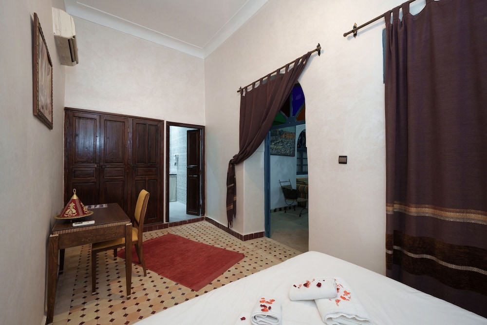 Riad Azalia 34/63