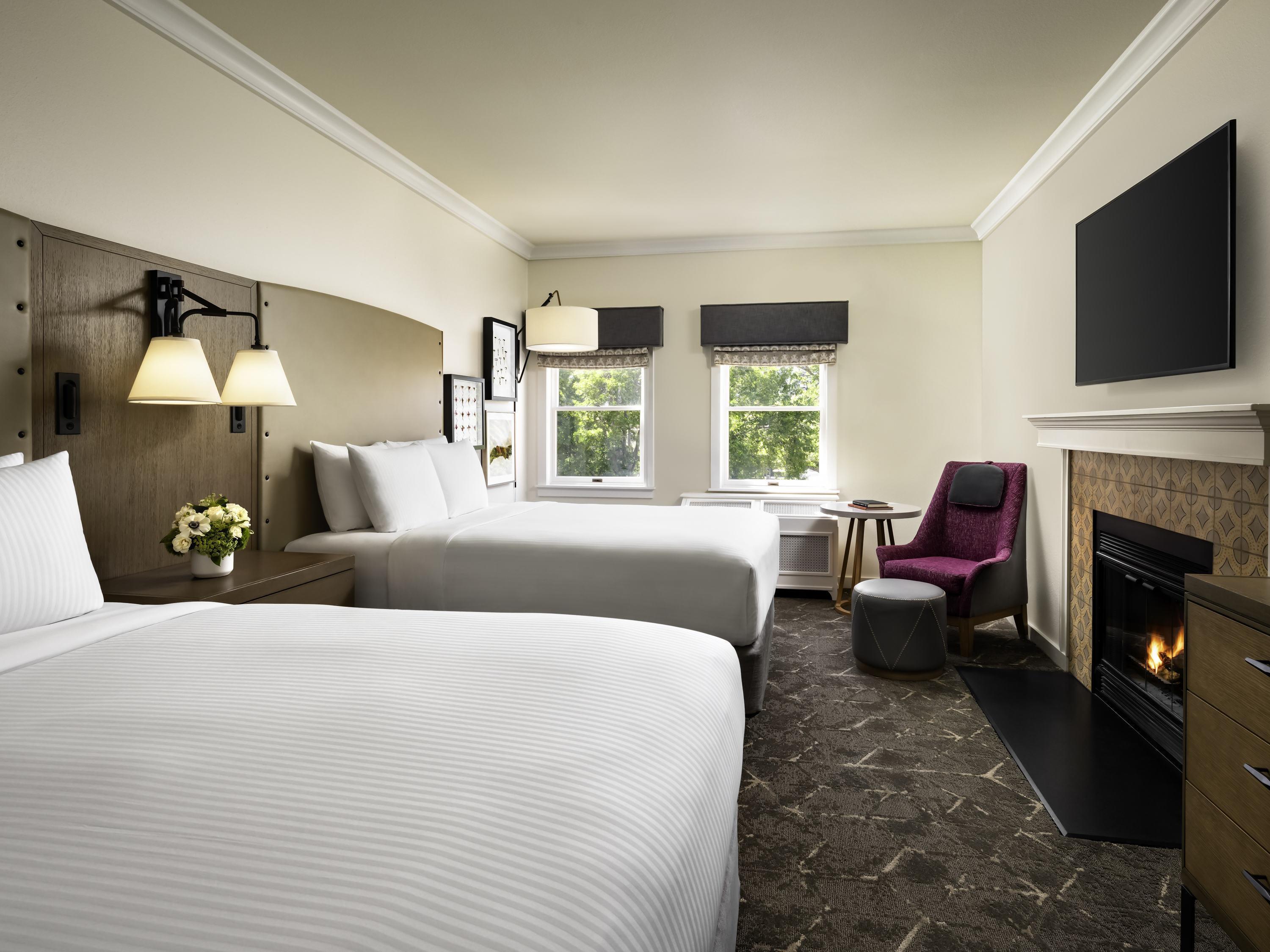 Deluxe, 2 Queen Beds, Garden View, Spacious