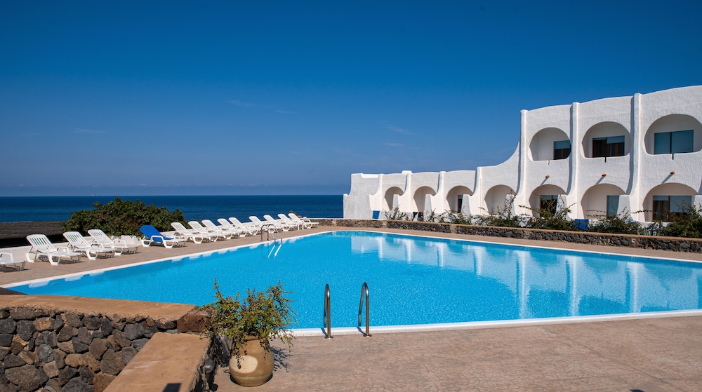 Cossyra Hotel 42/50