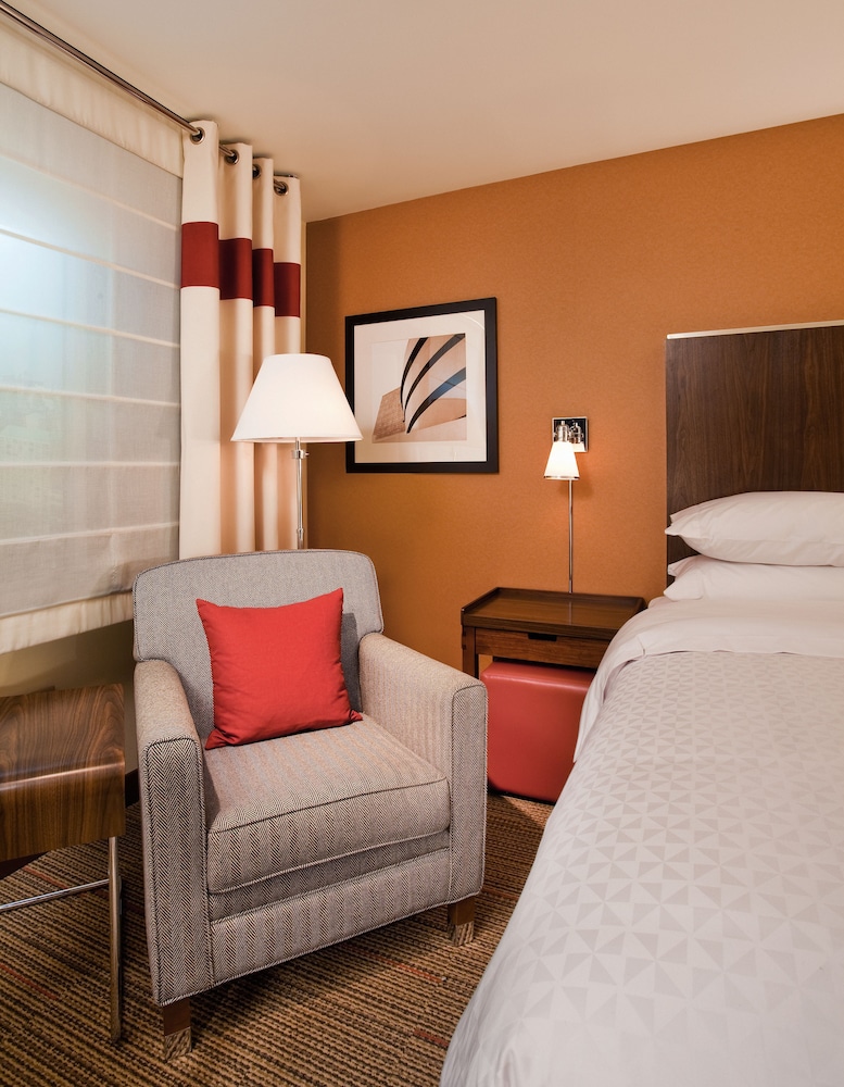 The Crossroads Hotel - Newburgh 12/36