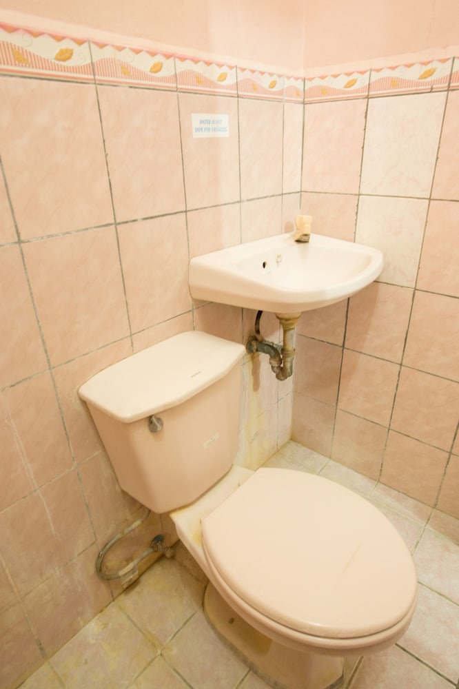 Gv Hotel Masbate 46/47