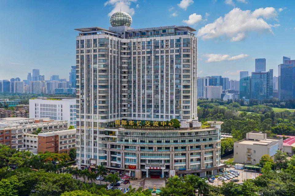 Rich Hotel 2/43