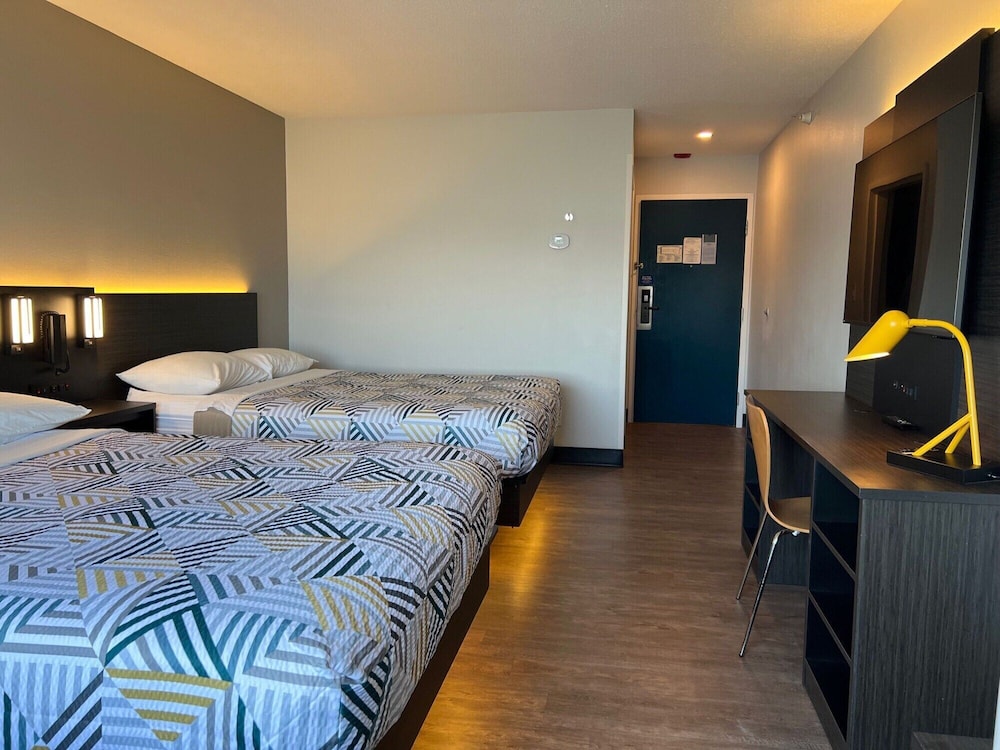 Motel6 Indianapolis, IN 27/51