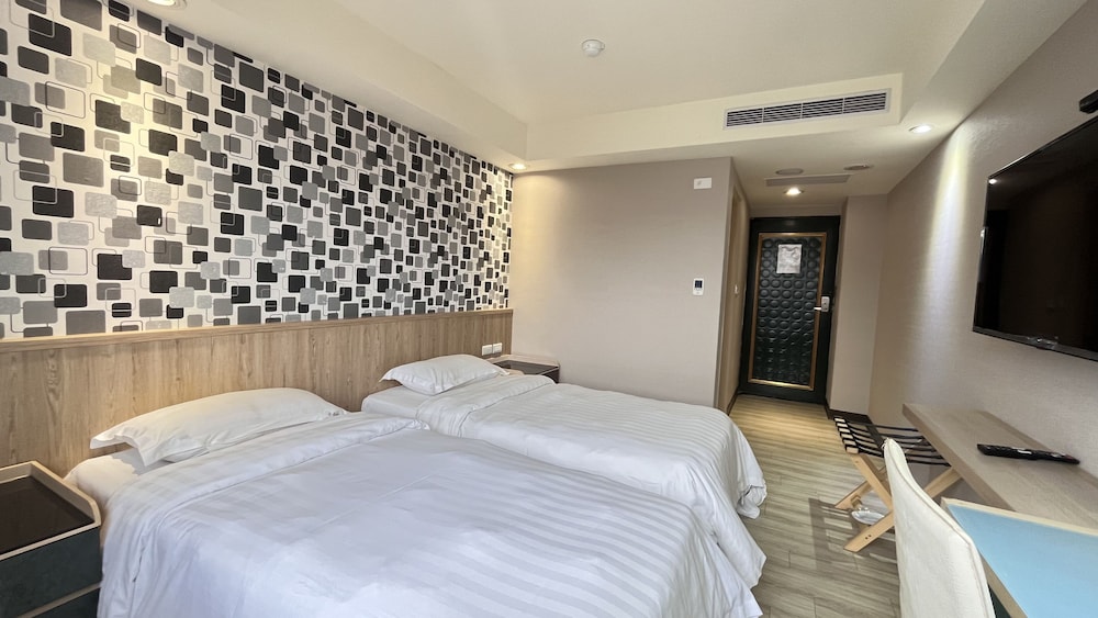 Jinhwa Hotel 13/47