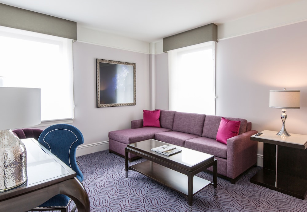 The Read House Hotel Historic Inn and Suites 43/62