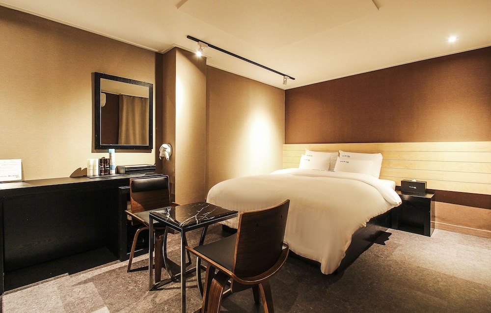 Blanc Hotel Gangnam 21/39