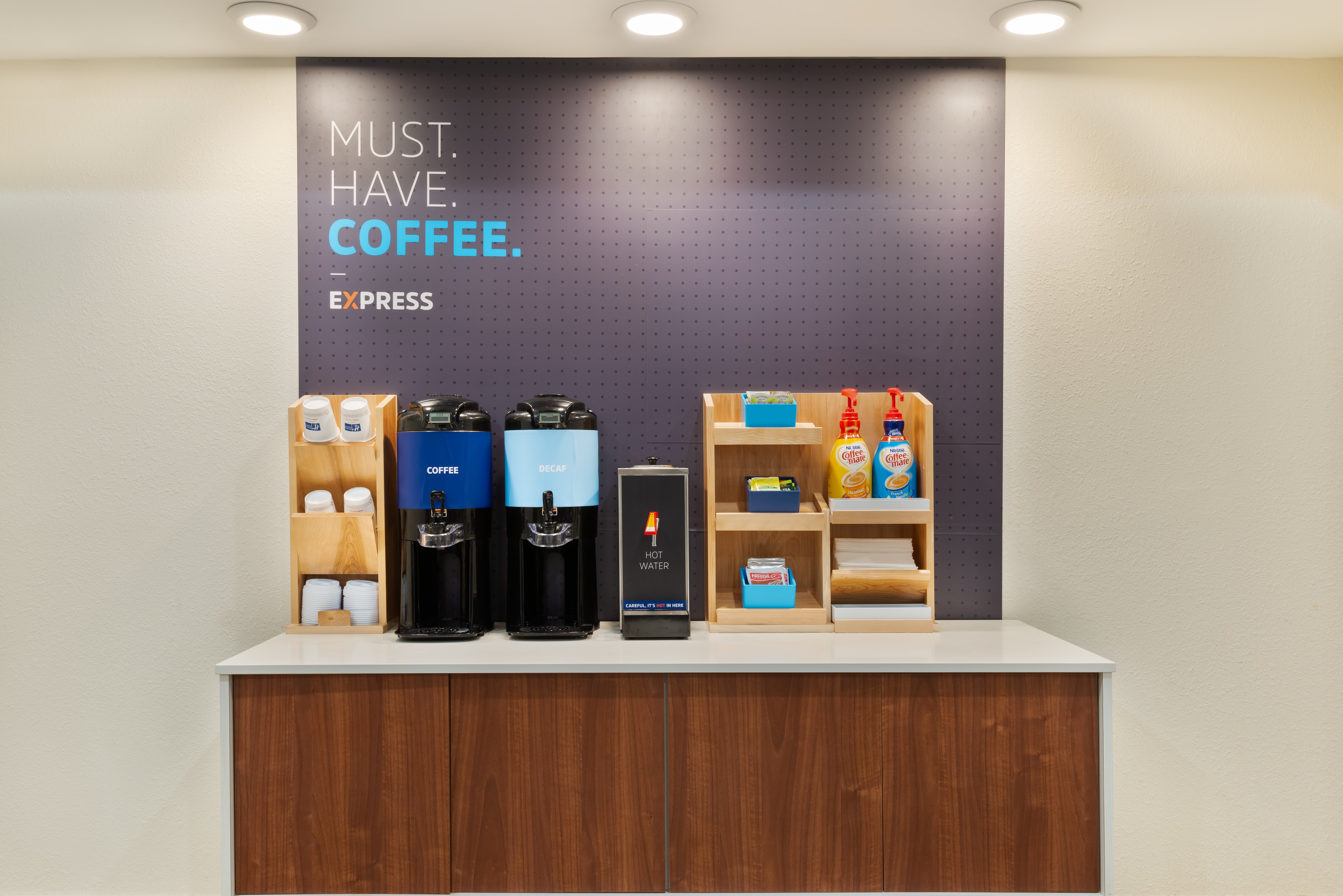 Holiday Inn Express And Suites Columbus Airport East 7/46