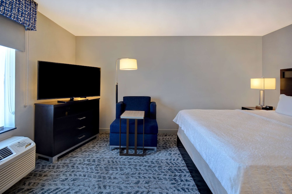 Hampton Inn & Suites Columbia South Fort Meade Area 15/45