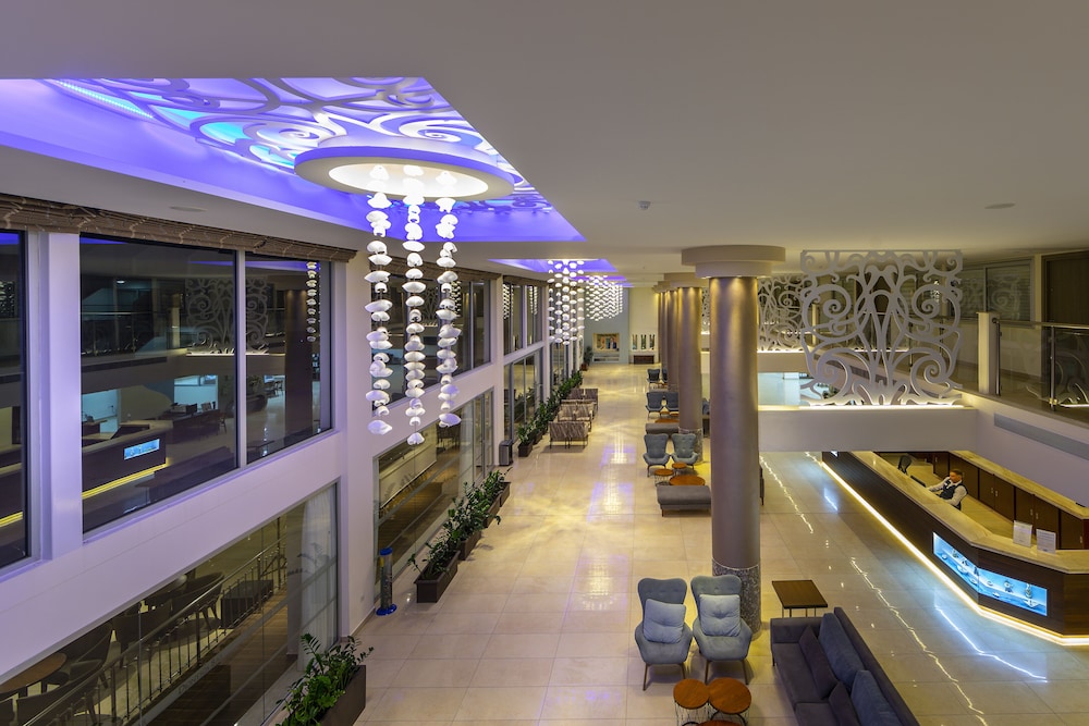 TOFINIS HOTEL 8/54