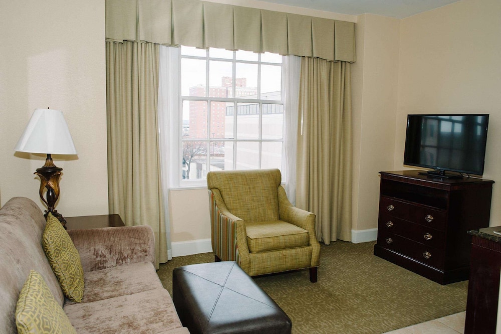 Hampton Inn & Suites Birmingham-Downtown-Tutwiler 27/47