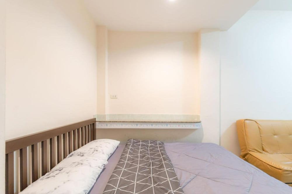 OYO 75405 Ladda Place 24/30