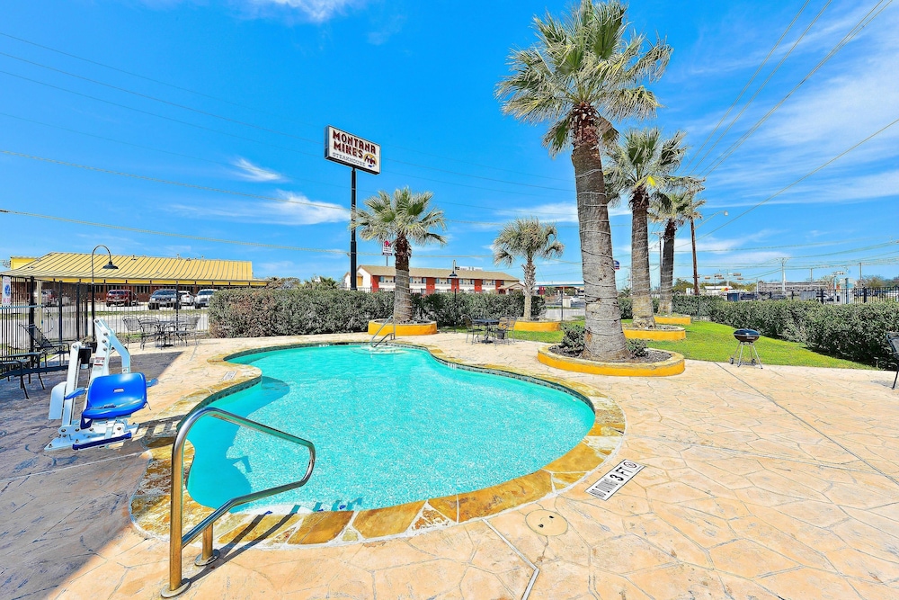 Microtel Inn & Suites by Wyndham New Braunfels 5/38
