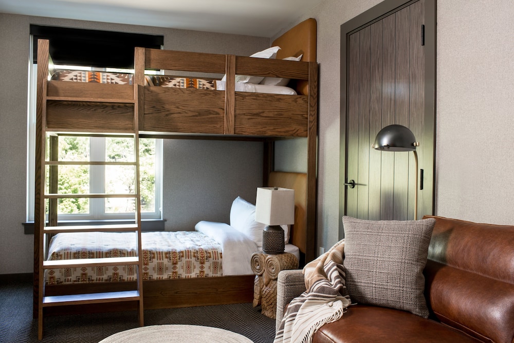 RiverPlace, a Kimpton Hotel 49/80