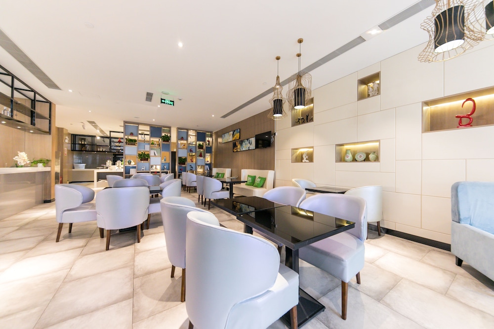 Ibis Styles Shanghai Hongqiao Airport 39/45