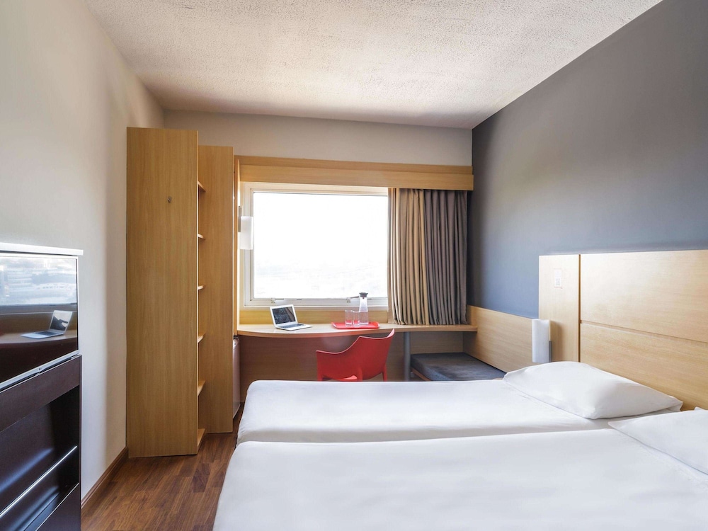 Ibis Sao Jose Dos Campos Dutra 14/50
