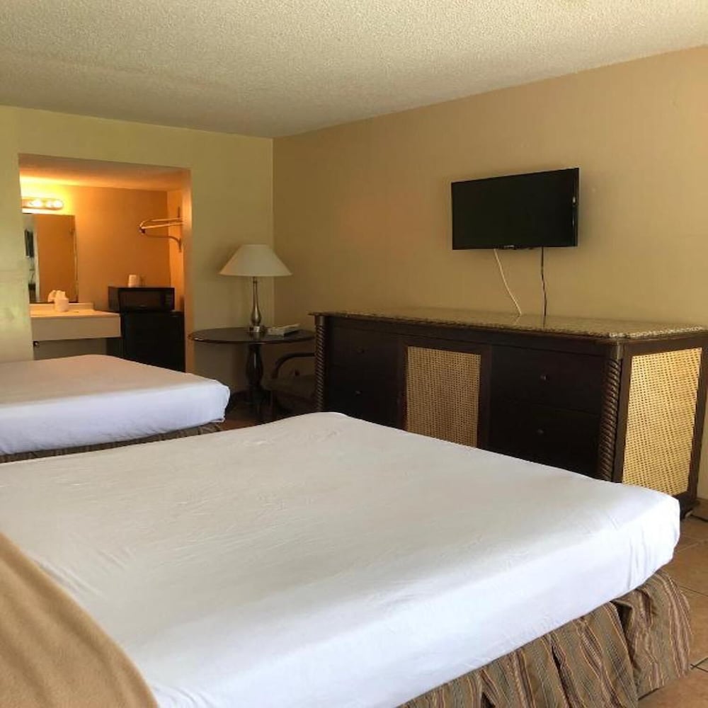 Altamonte Springs Hotel and Suites 23/40