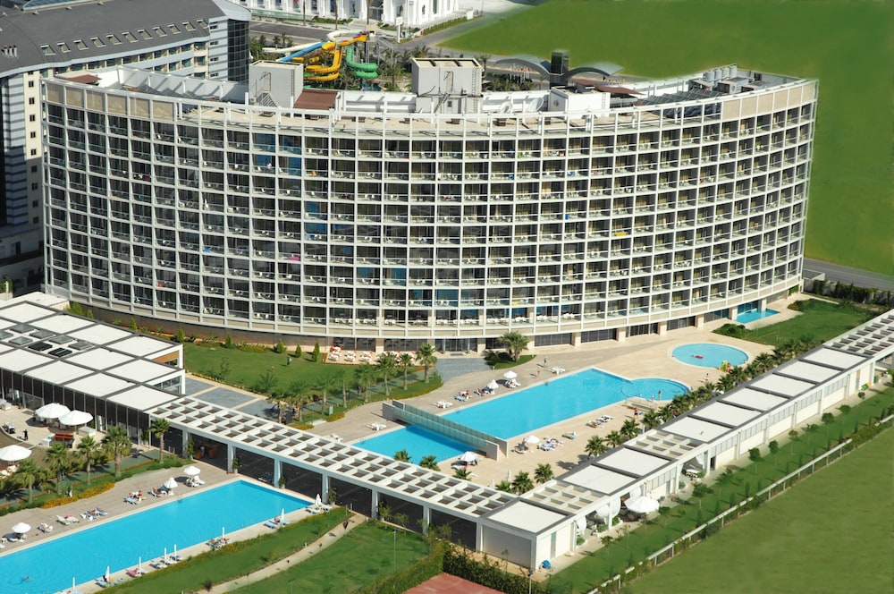 Crystal Centro Resort in ANTALYA