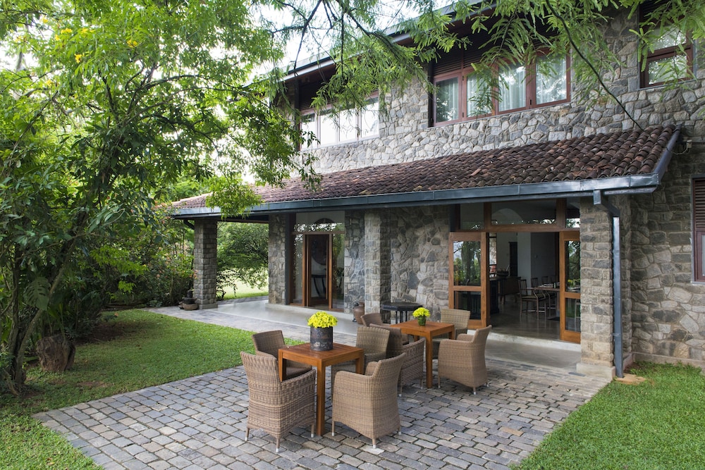 Stone House Kandy 36/39