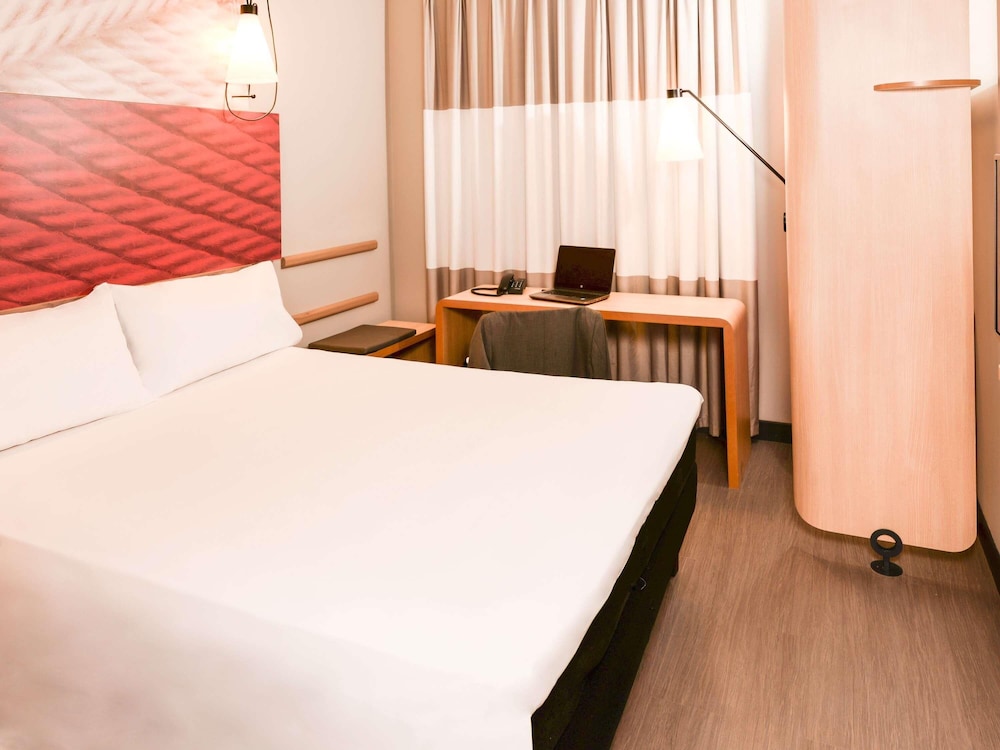 Ibis Campo Grande 21/45