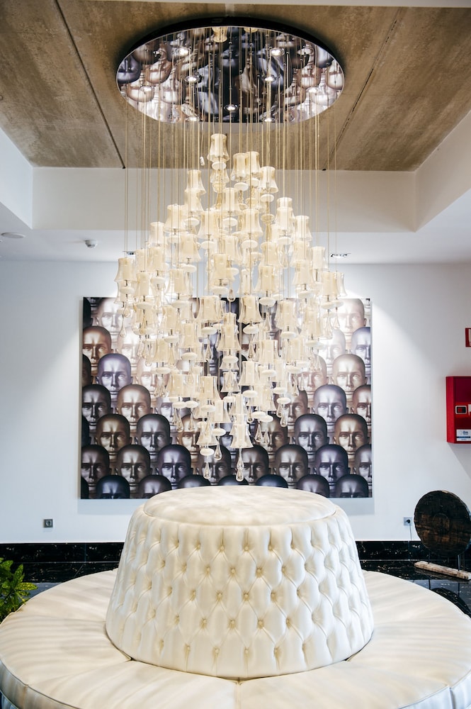 Hotel Art Santander 5/67