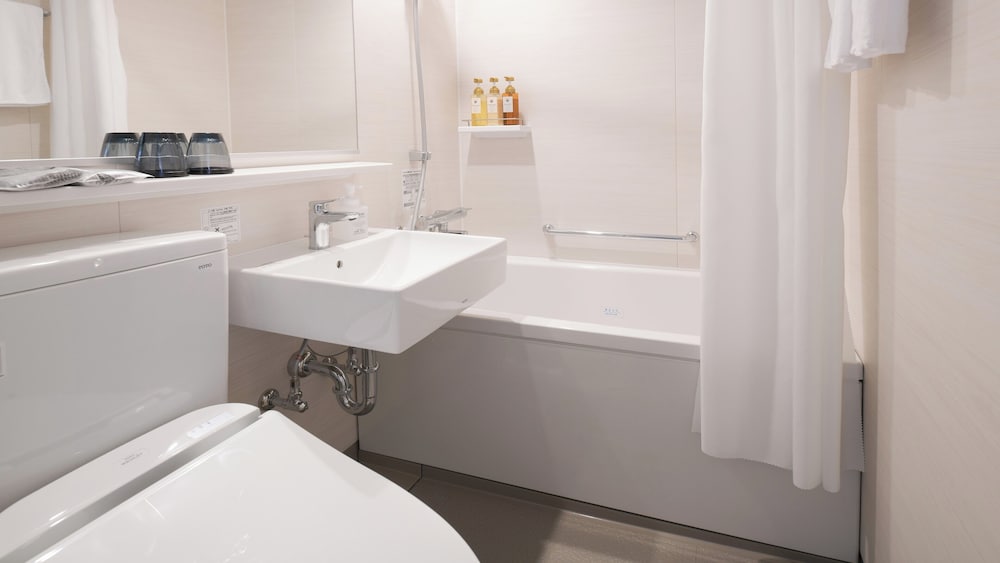 Vessel Inn Takadanobaba Station 44/45