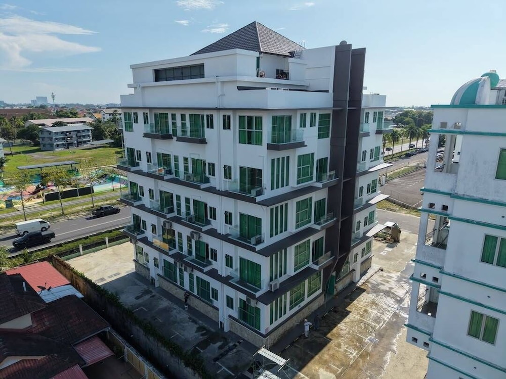 Mciti Suites 5/58