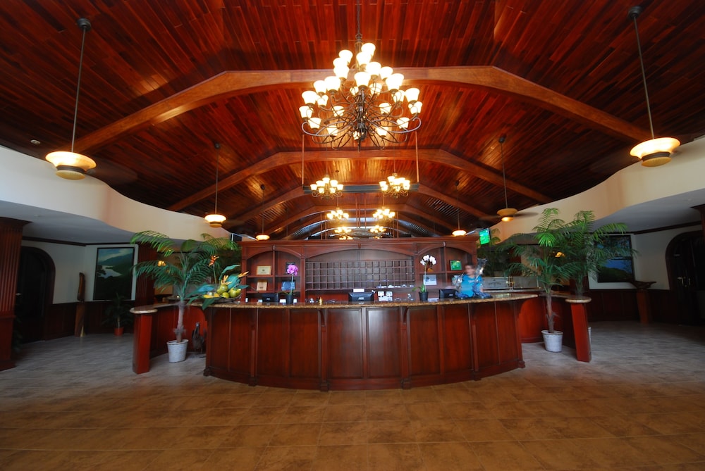 Hotel Casa Roland Golfito (ex Casa Roland Marina Resort) 7/72