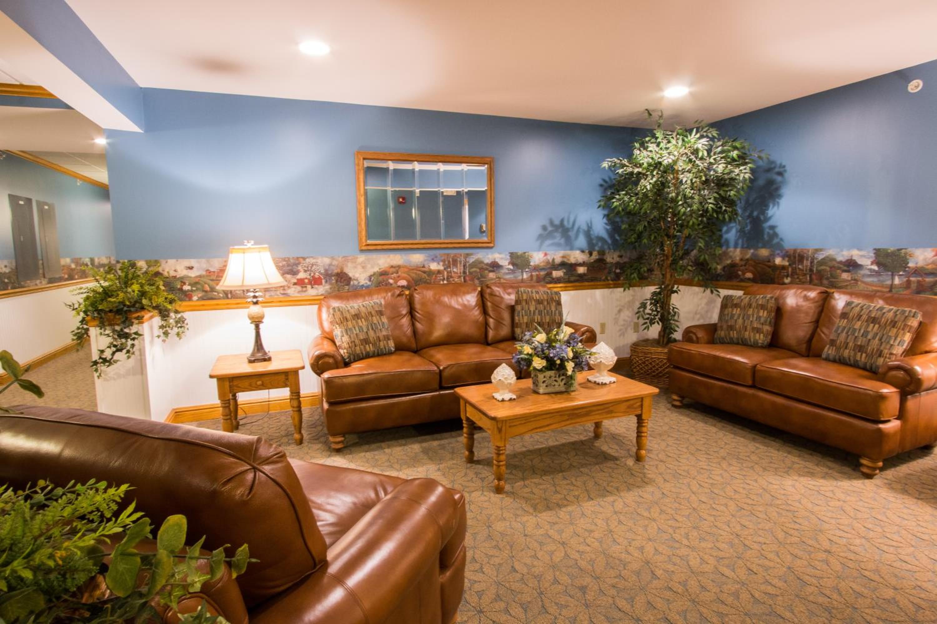 Blue Gate Garden Inn 29/50
