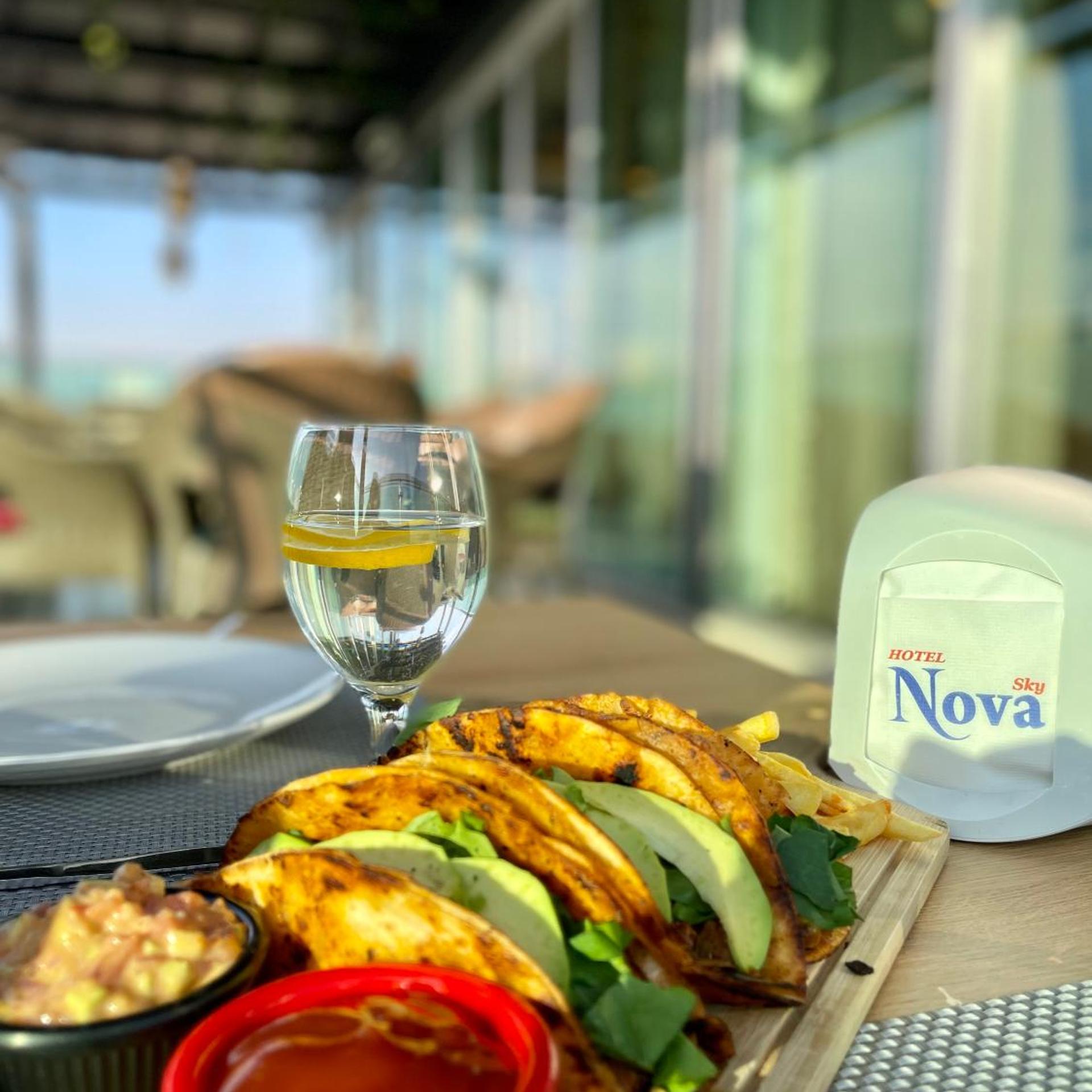 Hotel Nova Sky 34/61
