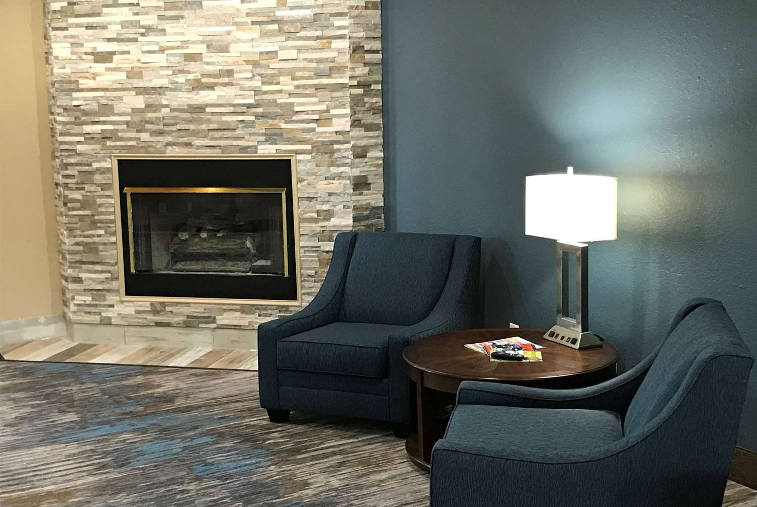 Americinn By Wyndham Prairie Du Chien 23/42