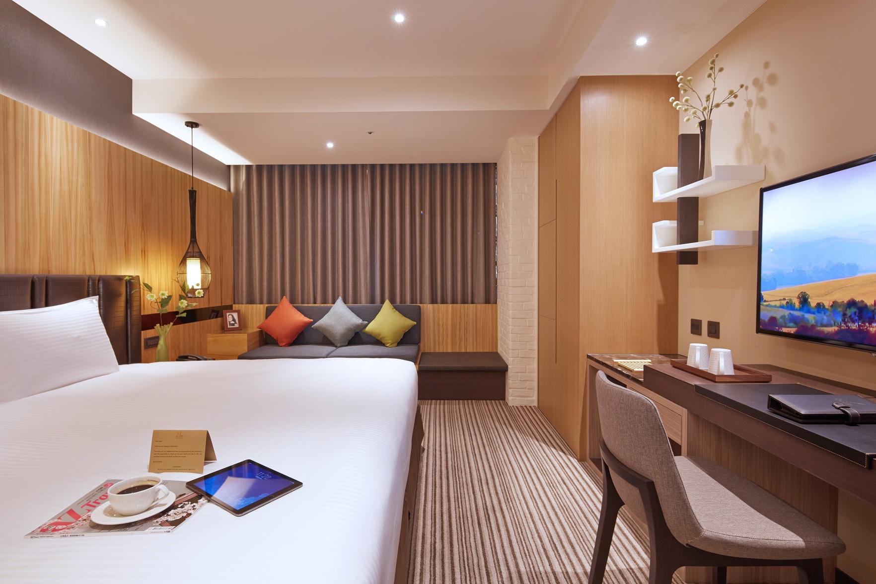 Atrium, Standard, Double Bed