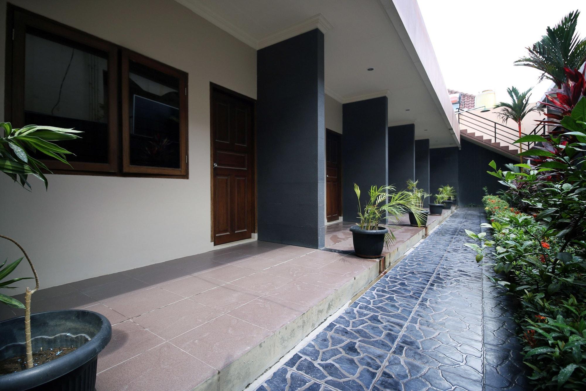 Safina Inn Syariah Sekupang Batam 34/36