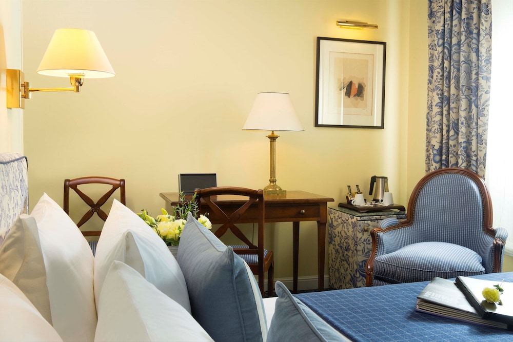 Le Relais Montmartre 43/53