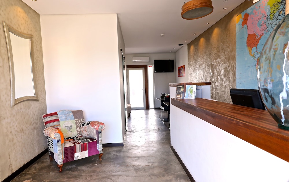 Lost & Found Hostel & Suites 13/35