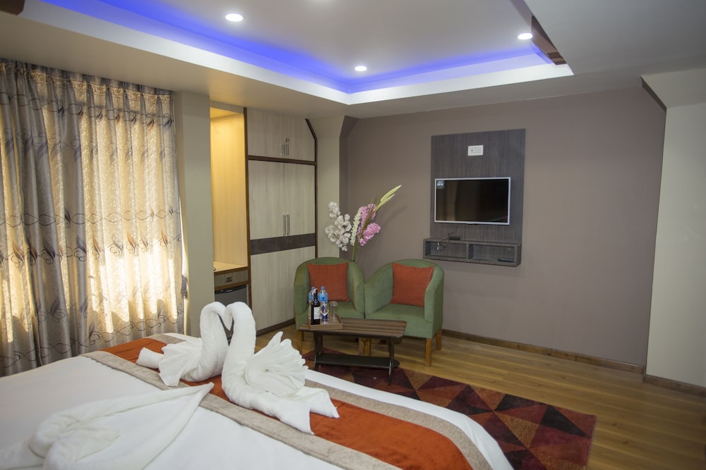 Hotel Marinha Pvt. Ltd. 19/50