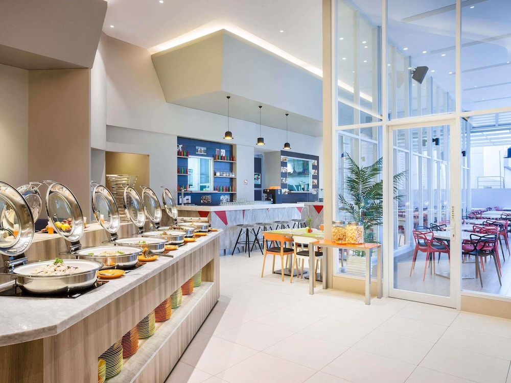 Ibis Styles Jakarta Mangga Dua Square 25/55