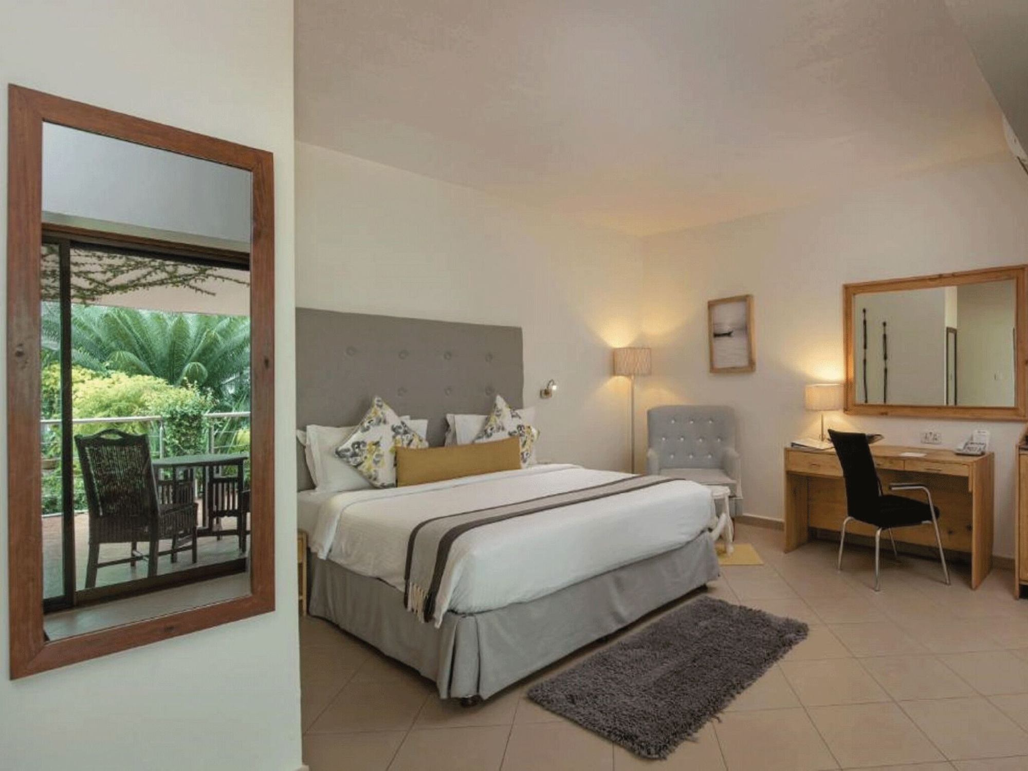Room at Coral Beach Hotel Dar Es Salaam, DAR ES SALAAM