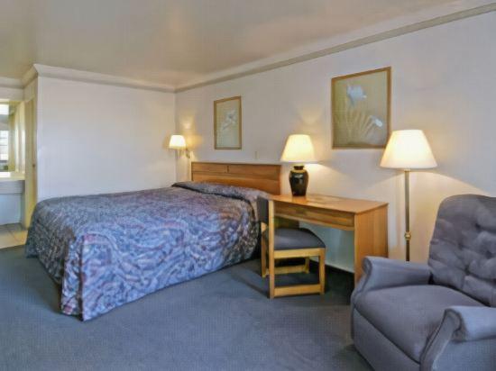 Anthony Inn 13/23